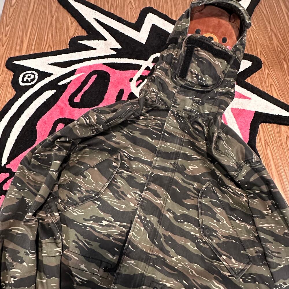 Supreme Hooded Facemask Parka (SS21) Tigerstripe Camo - Size Large - Like New